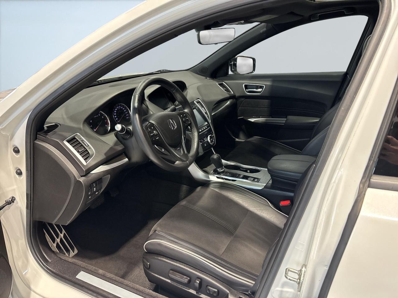 2019 Acura TLX Tech A-Spec Sedan / Leather / Sunroof / NAVI / Dri Photo