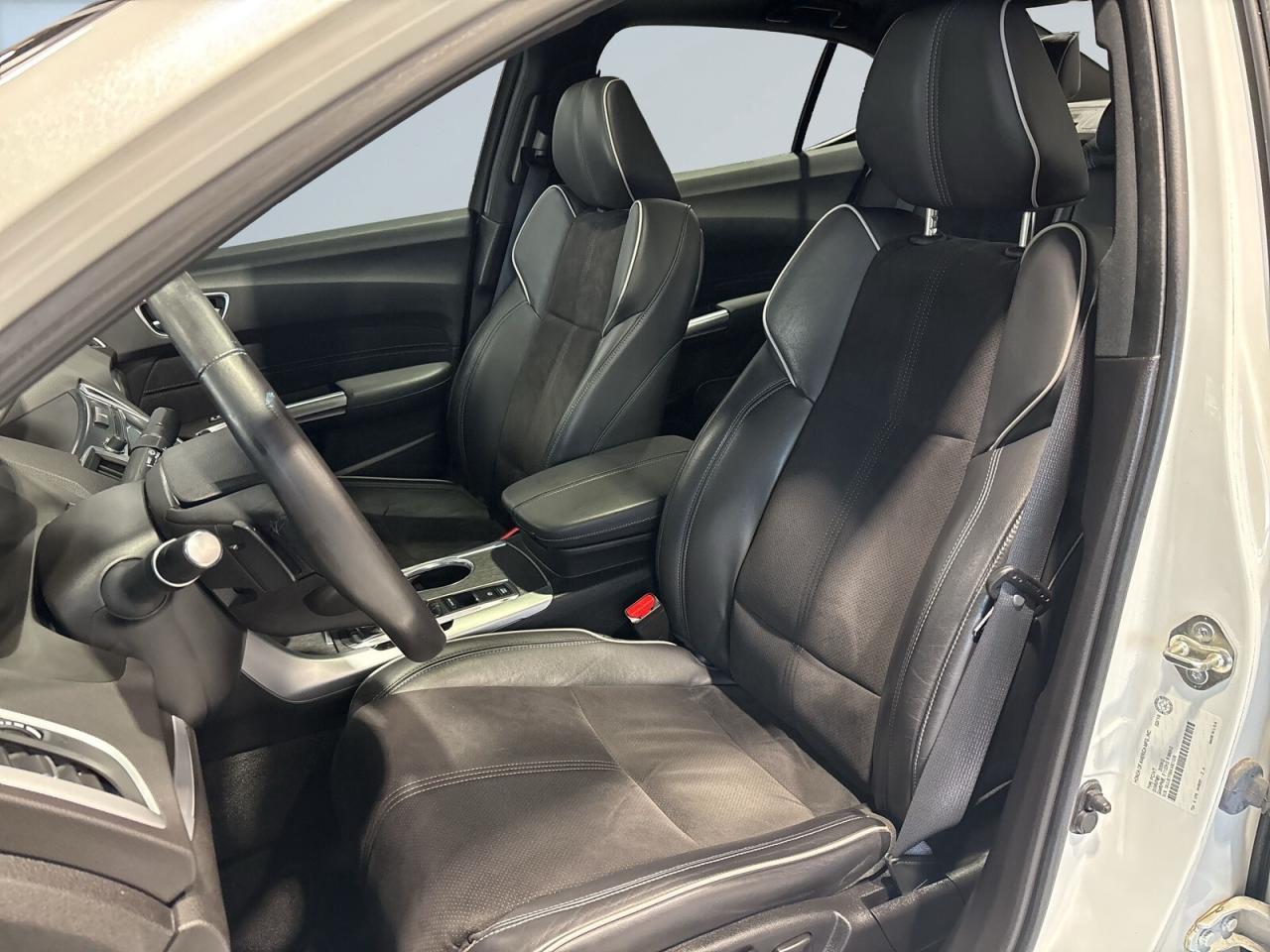 2019 Acura TLX Tech A-Spec Sedan / Leather / Sunroof / NAVI / Dri Photo