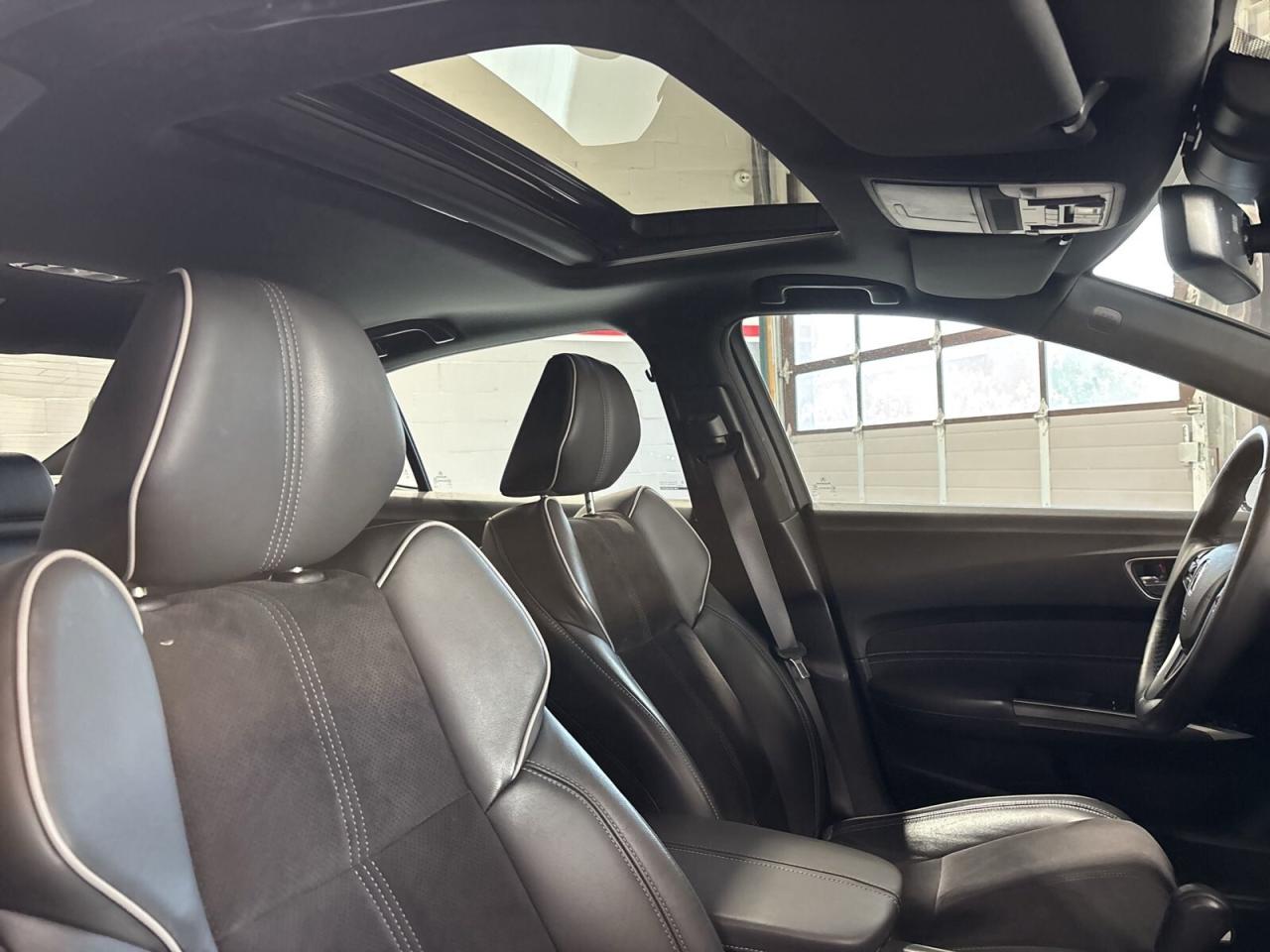 2019 Acura TLX Tech A-Spec Sedan / Leather / Sunroof / NAVI / Dri Photo