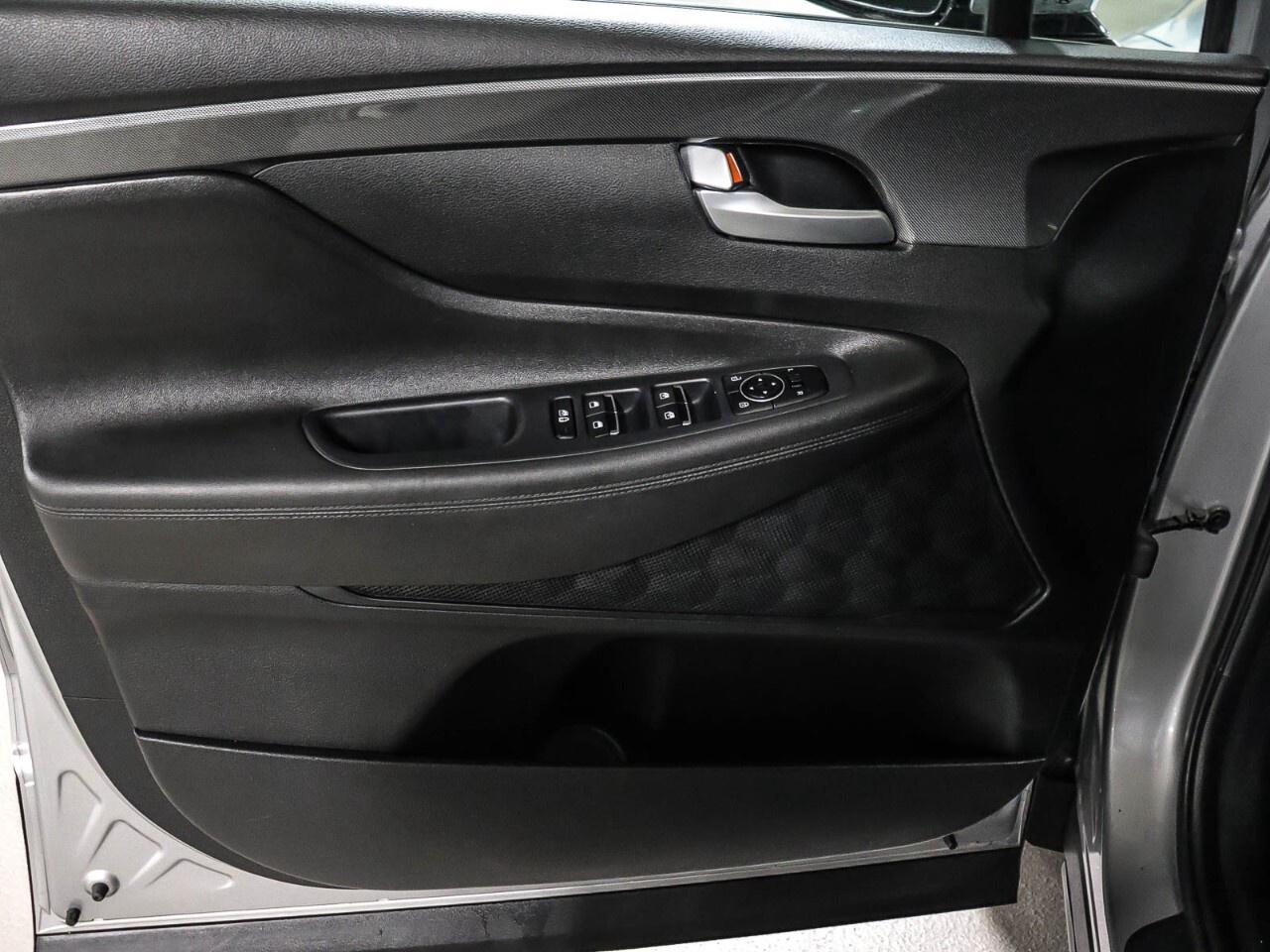 2022 Hyundai Santa Fe Preferred AWD Photo