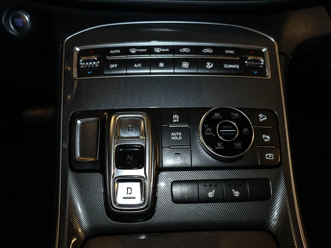 2022 Hyundai Santa Fe Preferred AWD Photo