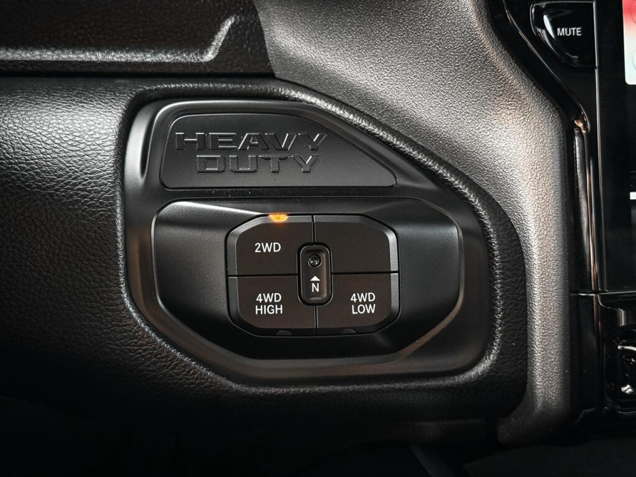 2025 RAM 2500 Laramie   CREW   NIGHT EDITION   5TH WHEEL PREP Photo