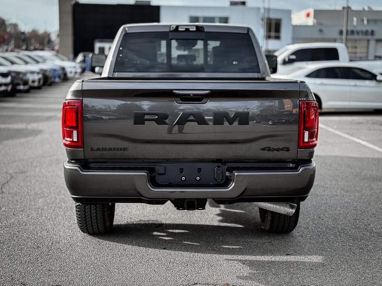 2025 RAM 2500 Laramie   CREW   NIGHT EDITION   5TH WHEEL PREP Photo