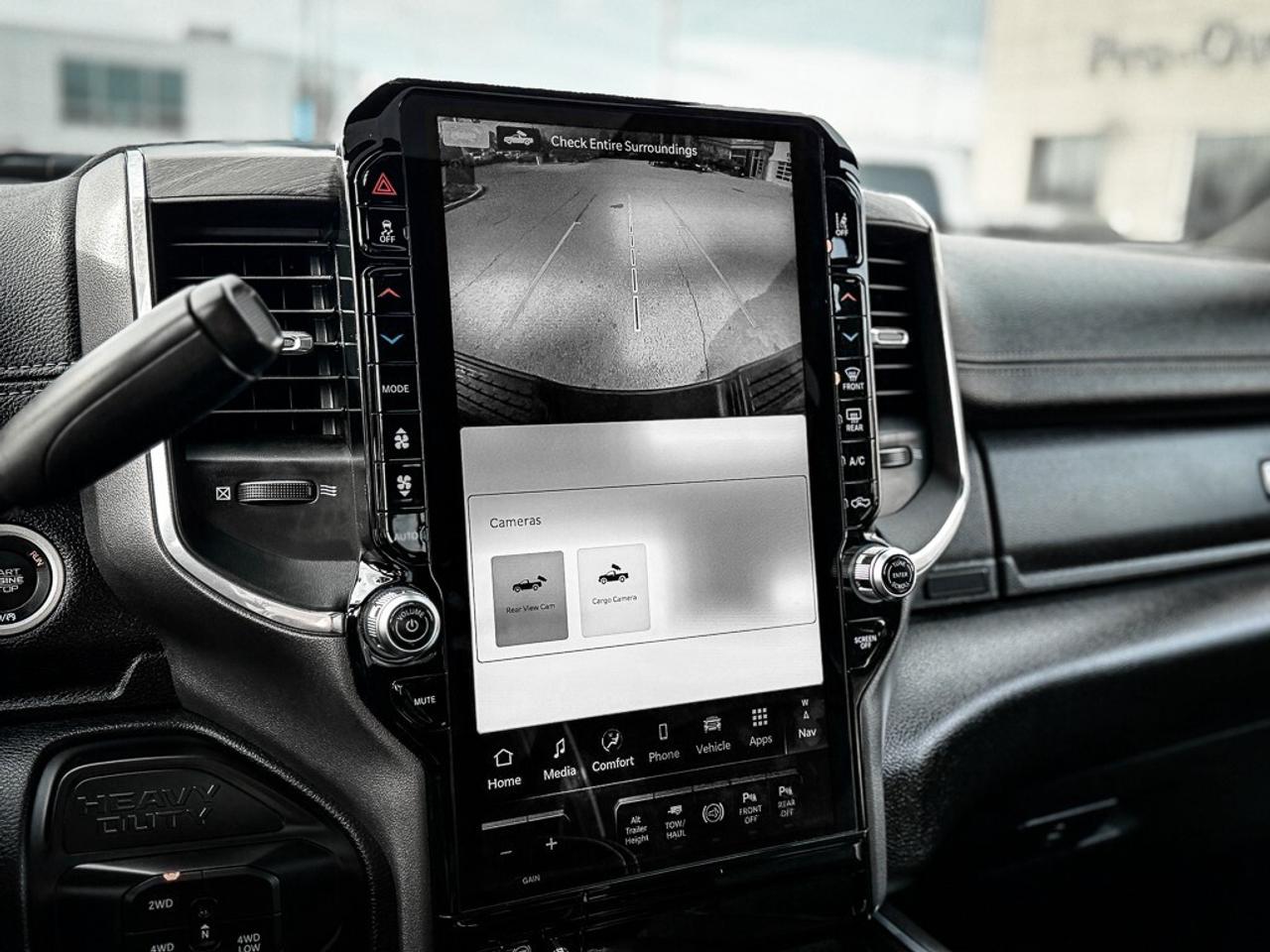 2025 RAM 2500 Laramie   CREW   NIGHT EDITION   5TH WHEEL PREP Photo