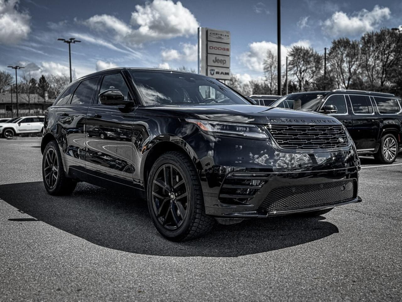 2024 Land Rover Range Rover Velar P250 Dynamic SE   PANO ROOF   HEATED/VENTED LEATHE Photo