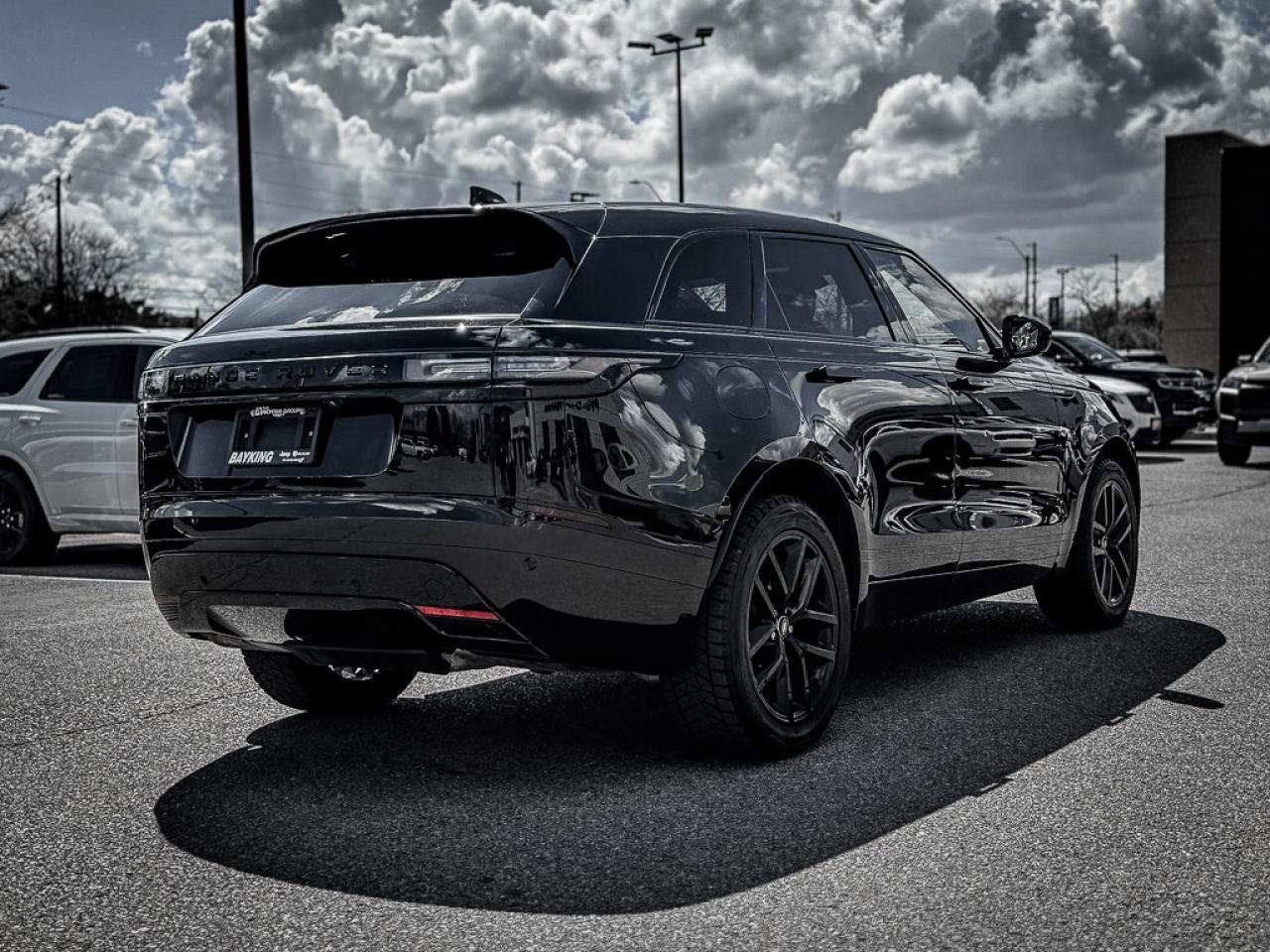 2024 Land Rover Range Rover Velar P250 Dynamic SE   PANO ROOF   HEATED/VENTED LEATHE Photo