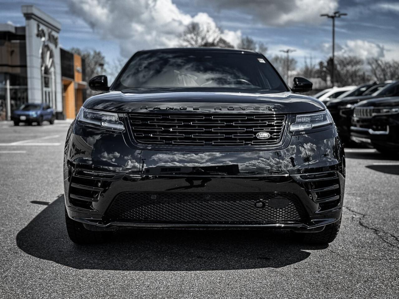 2024 Land Rover Range Rover Velar P250 Dynamic SE   PANO ROOF   HEATED/VENTED LEATHE Photo