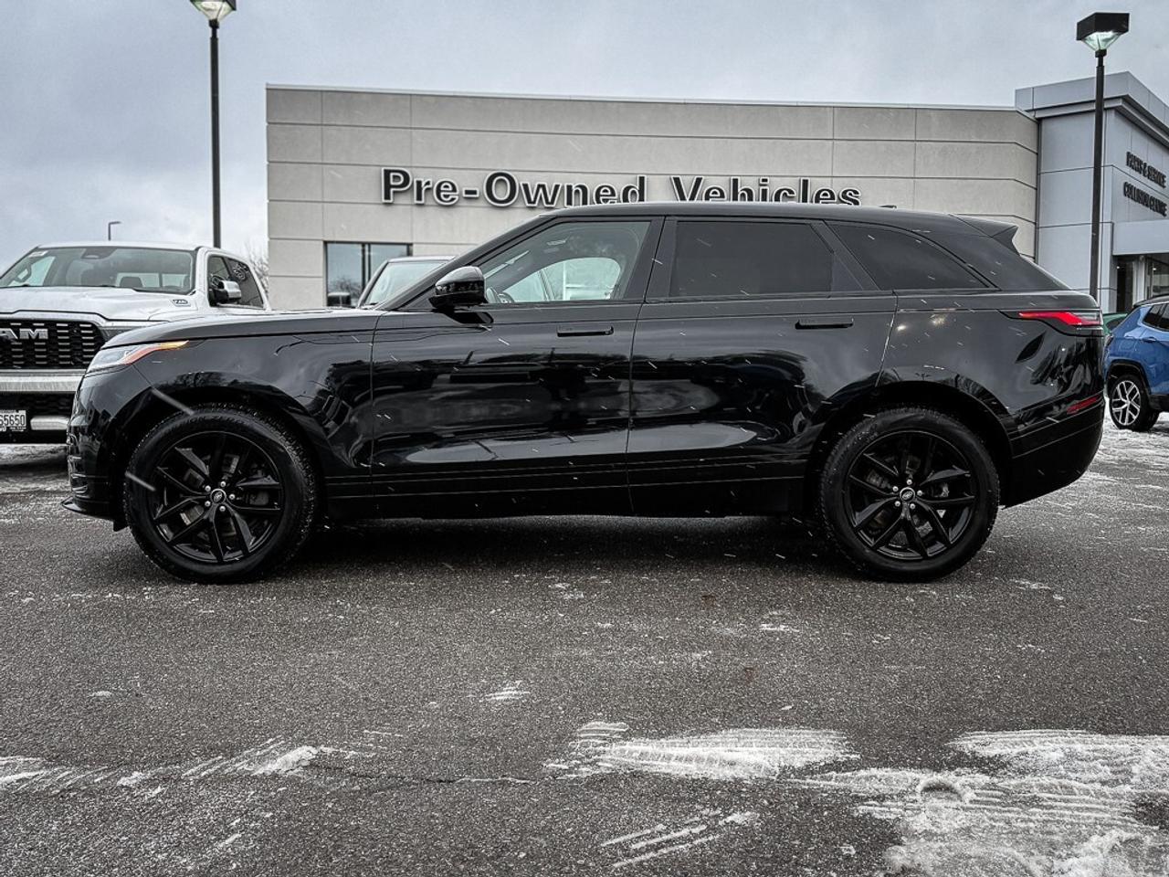 2024 Land Rover Range Rover Velar P250 Dynamic SE   PANO ROOF   HEATED/VENTED LEATHE Photo