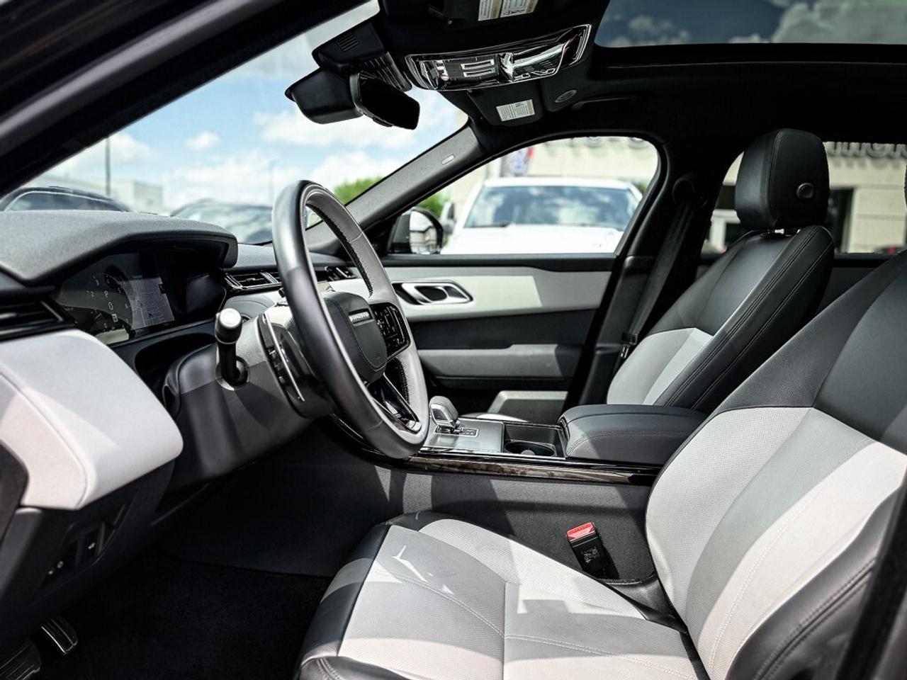 2024 Land Rover Range Rover Velar P250 Dynamic SE   PANO ROOF   HEATED/VENTED LEATHE Photo