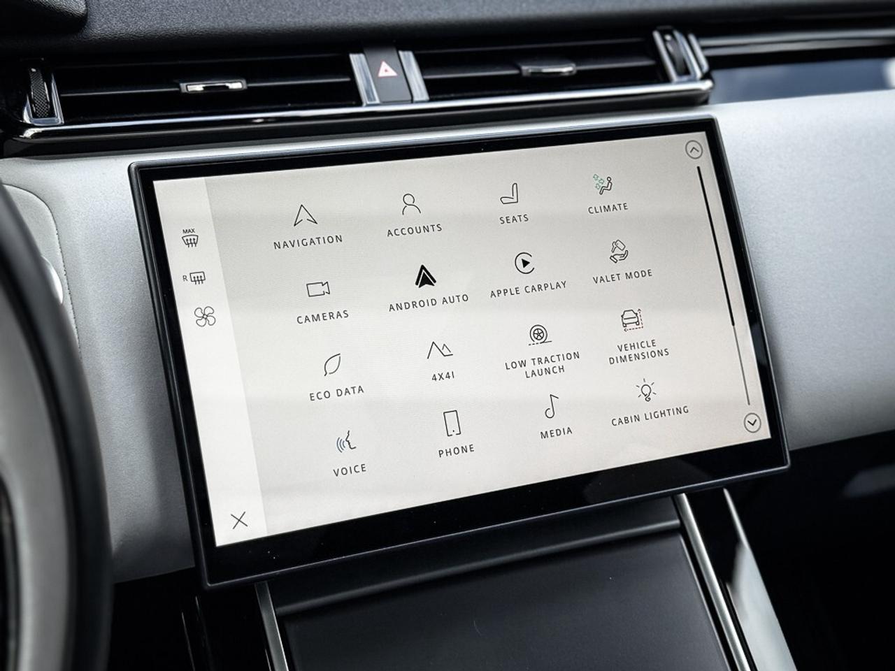 2024 Land Rover Range Rover Velar P250 Dynamic SE   PANO ROOF   HEATED/VENTED LEATHE Photo