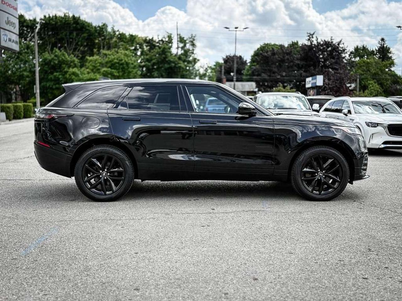 2024 Land Rover Range Rover Velar P250 Dynamic SE   PANO ROOF   HEATED/VENTED LEATHER   MERIDIAN AUDIO   CARPLAY   BLINDSPOT Photo