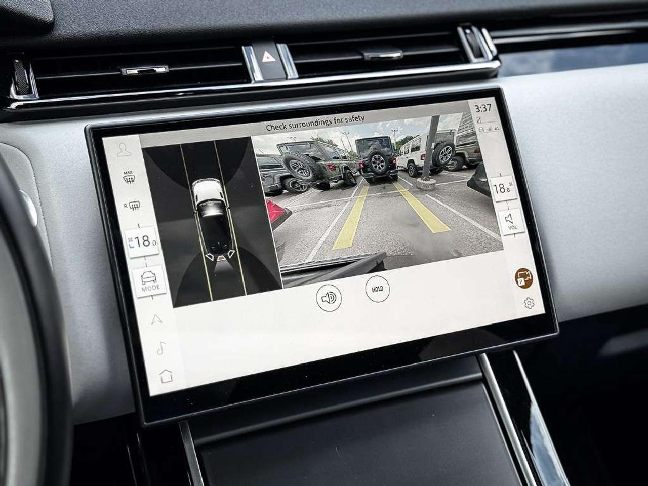 2024 Land Rover Range Rover Velar P250 Dynamic SE   PANO ROOF   HEATED/VENTED LEATHER   MERIDIAN AUDIO   CARPLAY   BLINDSPOT Photo
