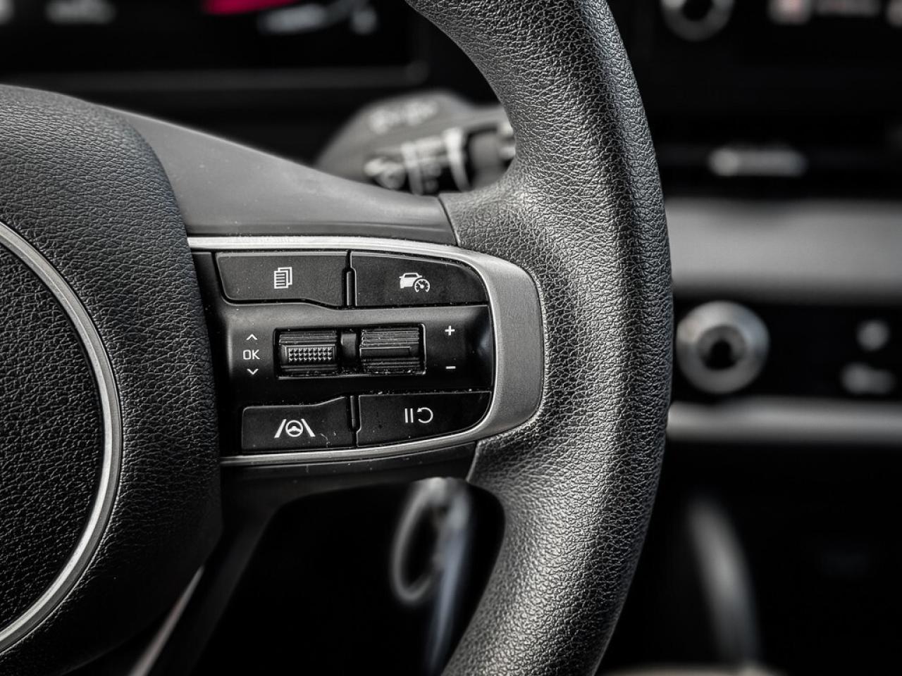 2024 Kia Sportage LX   HEATED SEATS   LANE KEEP   CARPLAY Photo