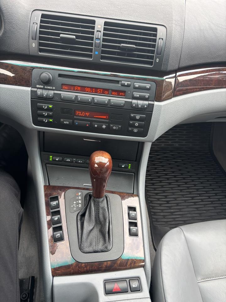 2001 BMW 3 Series 330Ci-Convertible   BLUE SOFT TOP   LOW KM   3.0 L Photo