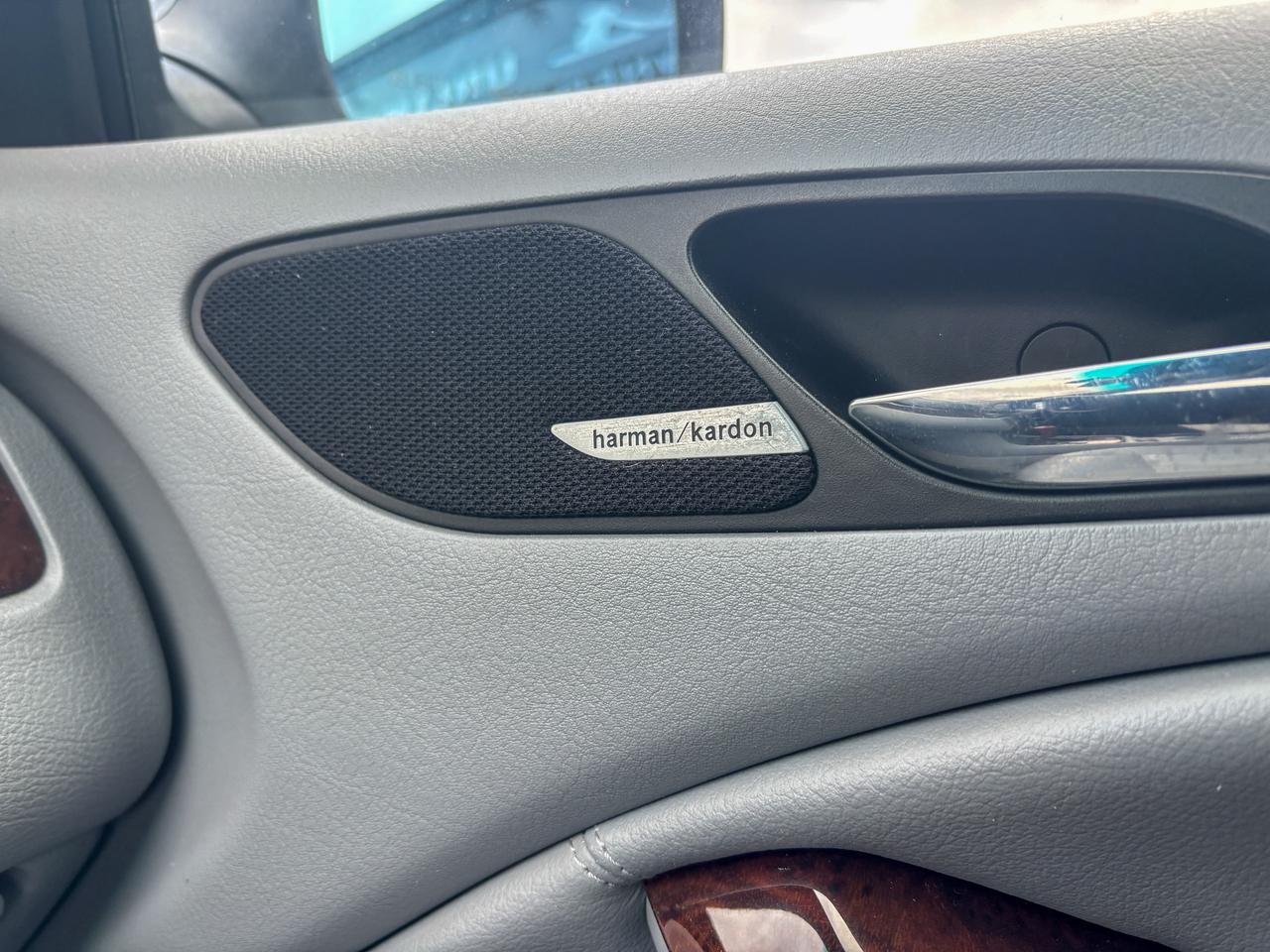 2001 BMW 3 Series 330Ci-Convertible   BLUE SOFT TOP   LOW KM   3.0 L Photo