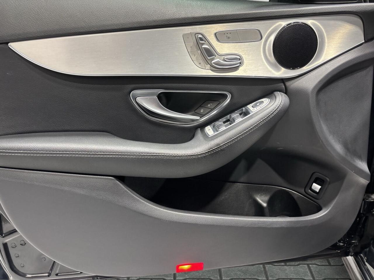 2018 Mercedes-Benz C-Class C 300 4MATIC/ AMG Pkg/Sunroof/NAVI/Leather/Back up Photo