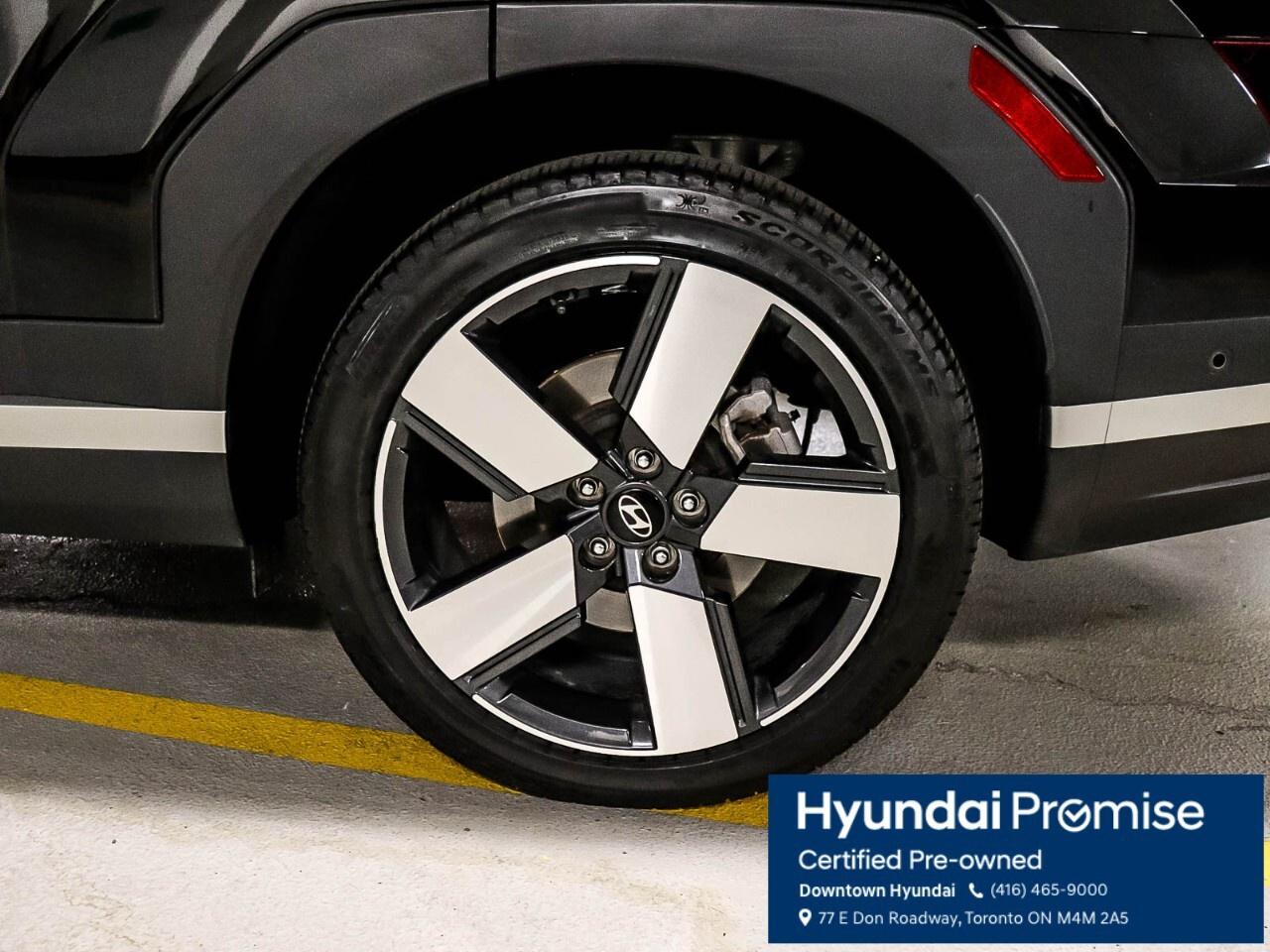 2025 Hyundai Santa Fe LUXURY AWD Photo