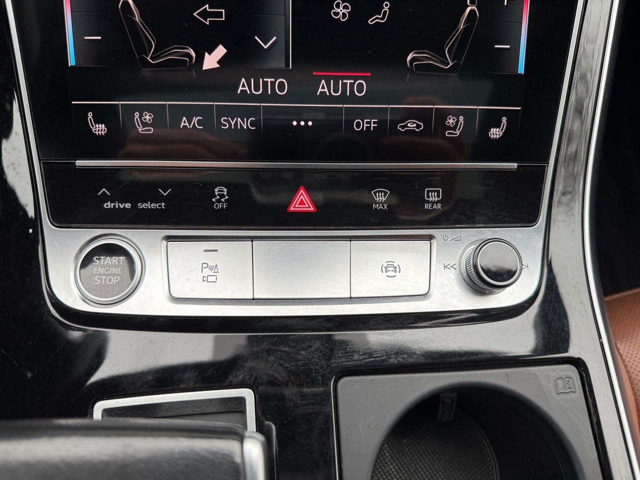 2021 Audi Q7 Technik 55 TFSI quattro, bang & olufsen sound syst Photo