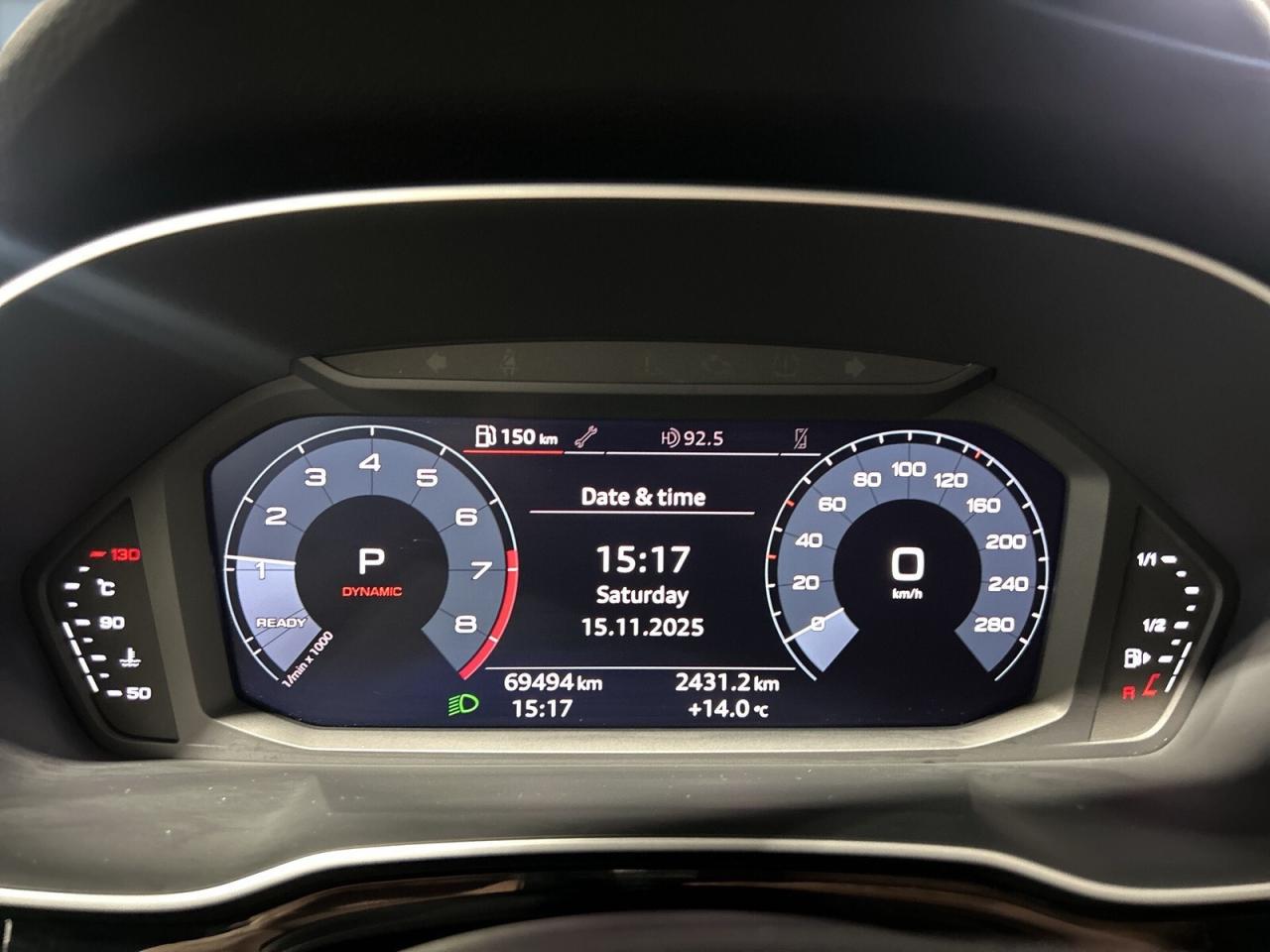 2020 Audi Q3 Komfort / quattro / Leather / Sunroof / NAVI / Bac Photo