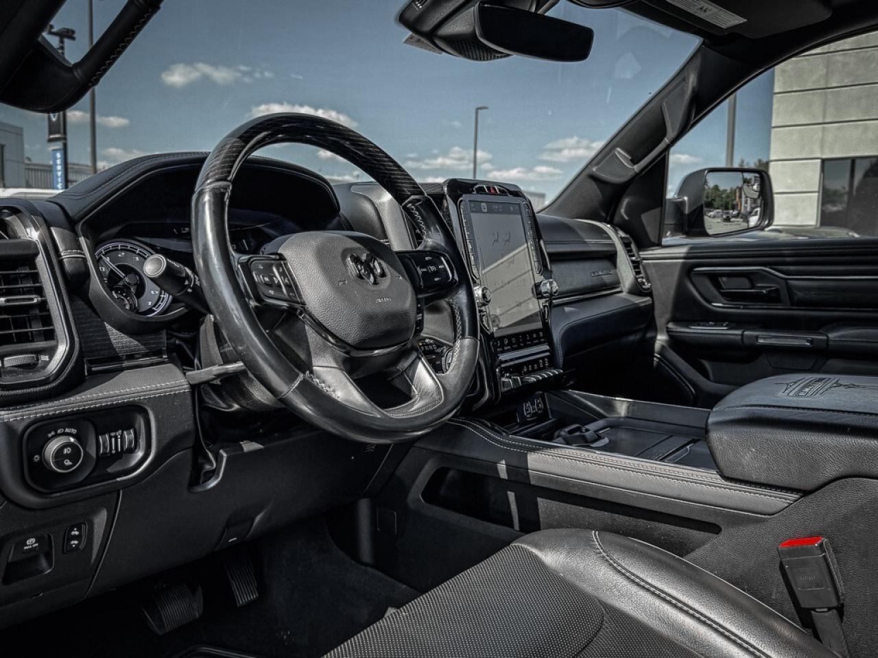 2022 RAM 1500 Limited   CREW   PWR BOARDS   12 DISPLAY   TRAILER Photo