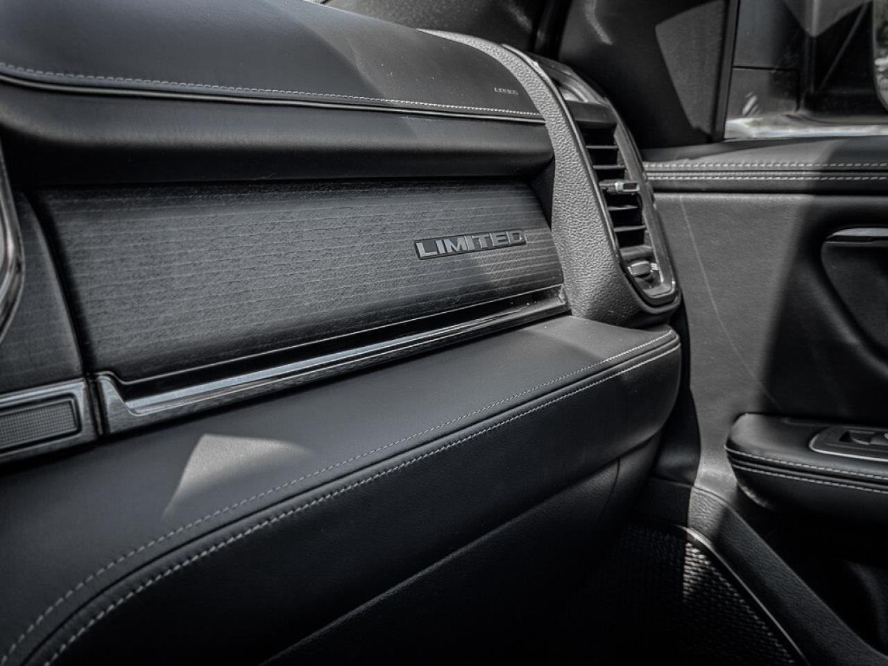 2022 RAM 1500 Limited   CREW   PWR BOARDS   12 DISPLAY   TRAILER Photo