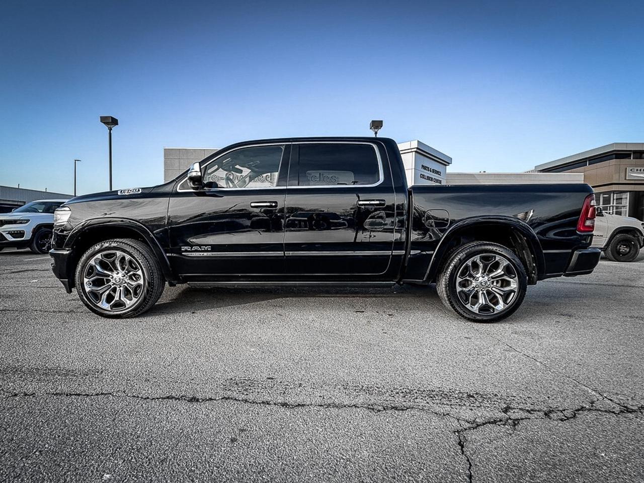 2022 RAM 1500 Limited   CREW   PWR BOARDS   12 DISPLAY   TRAILER Photo