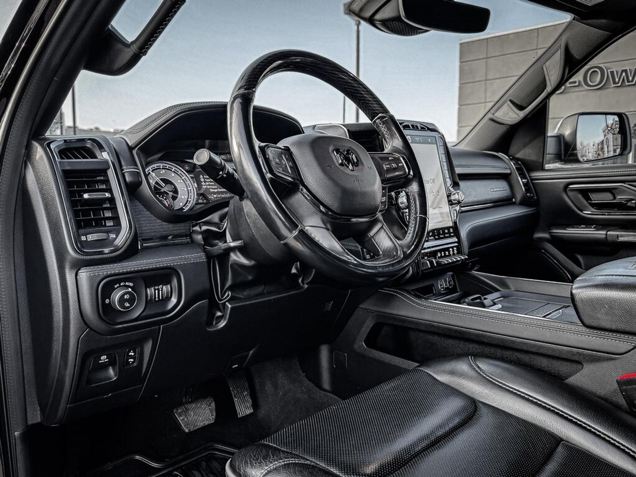 2022 RAM 1500 Limited   CREW   PWR BOARDS   12 DISPLAY   TRAILER Photo