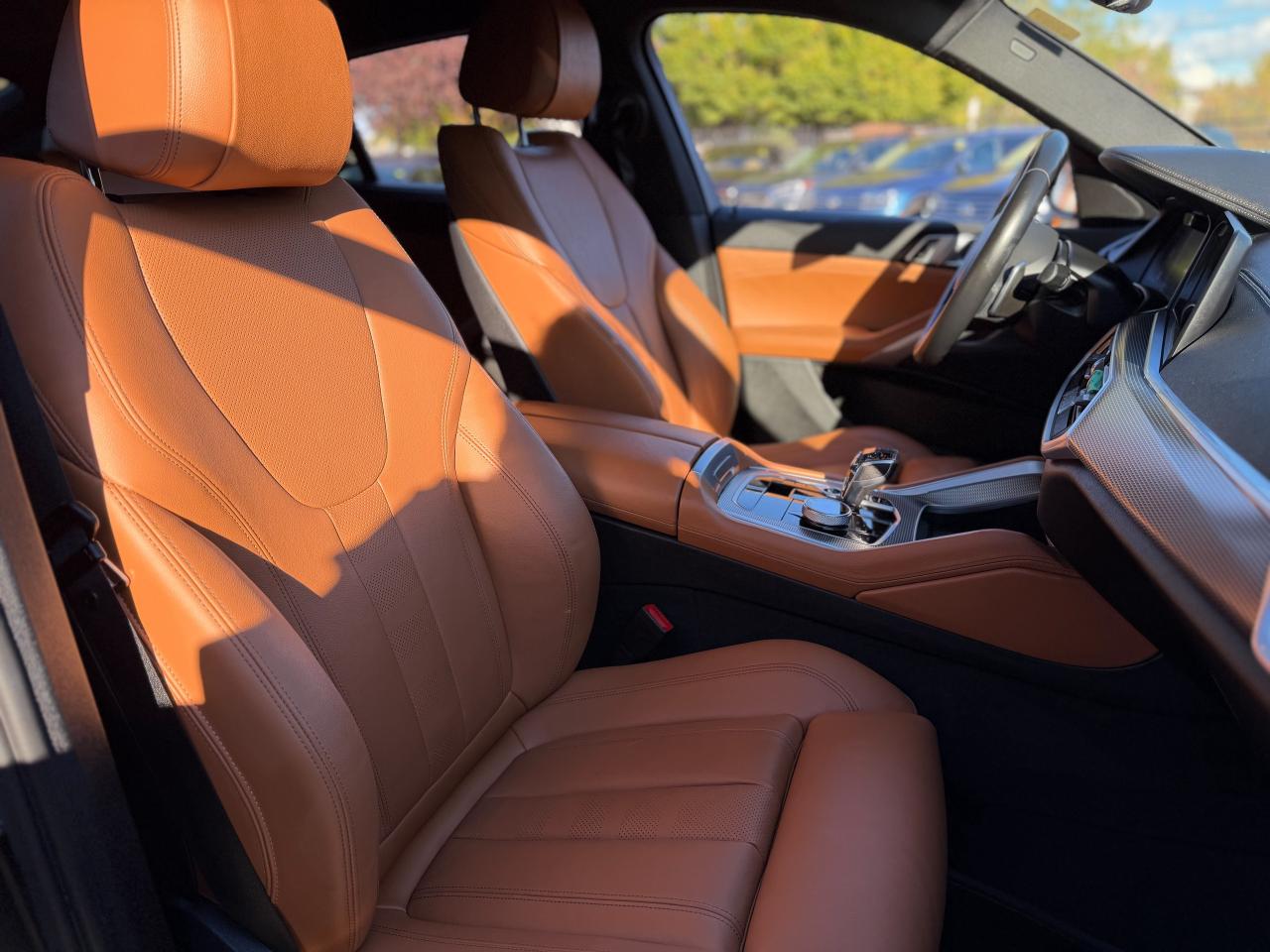 2022 BMW X6 xDrive40i Coupe/NAVI/PANO/BSM/HUD/ACC/360 CAMERA Photo