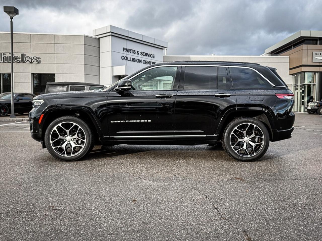 2024 Jeep Grand Cherokee Summit   RESERVE   MCINTOSH AUDIO   PASS DISPLAY Photo