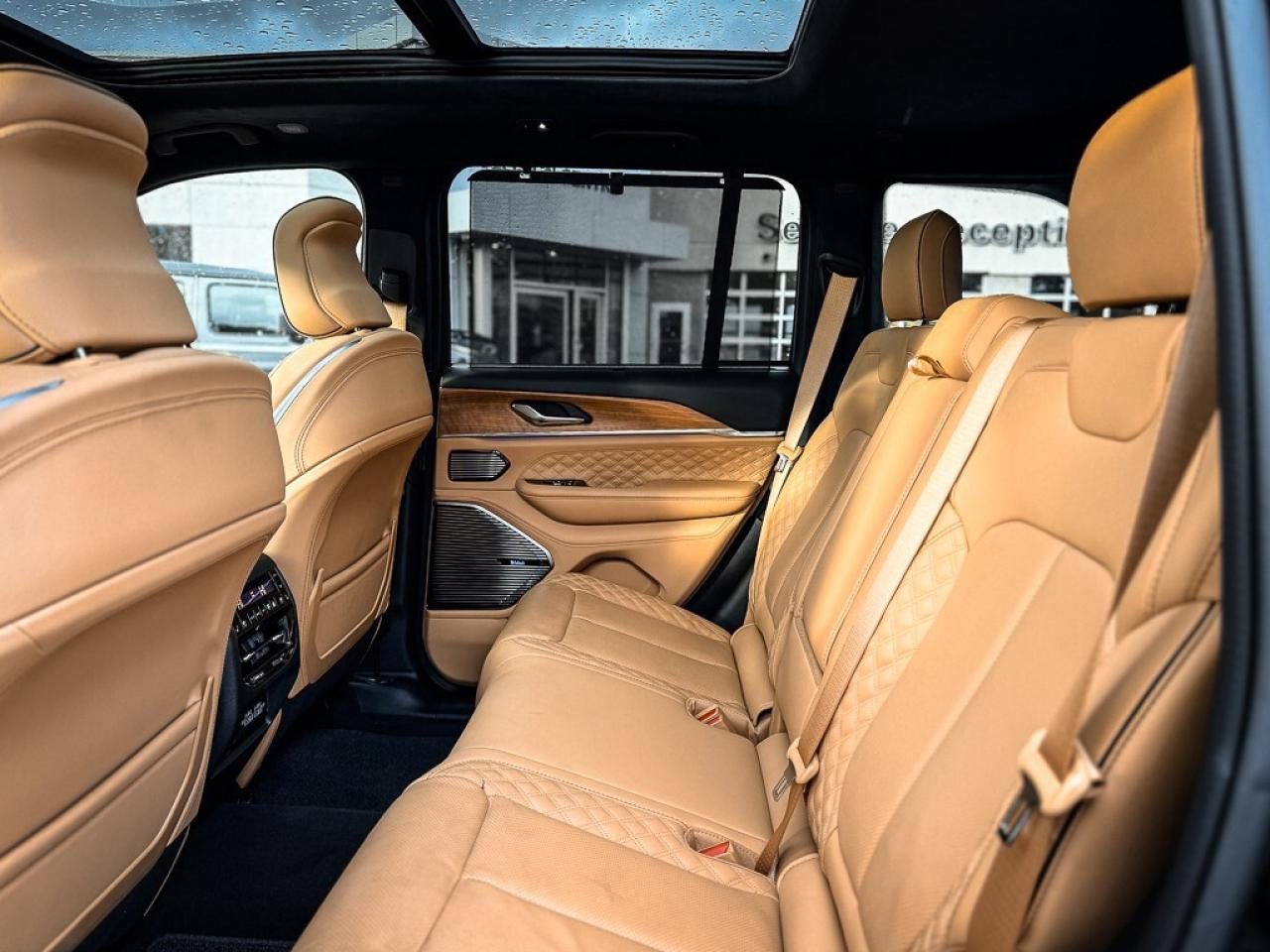 2024 Jeep Grand Cherokee Summit   RESERVE   MCINTOSH AUDIO   PASS DISPLAY Photo