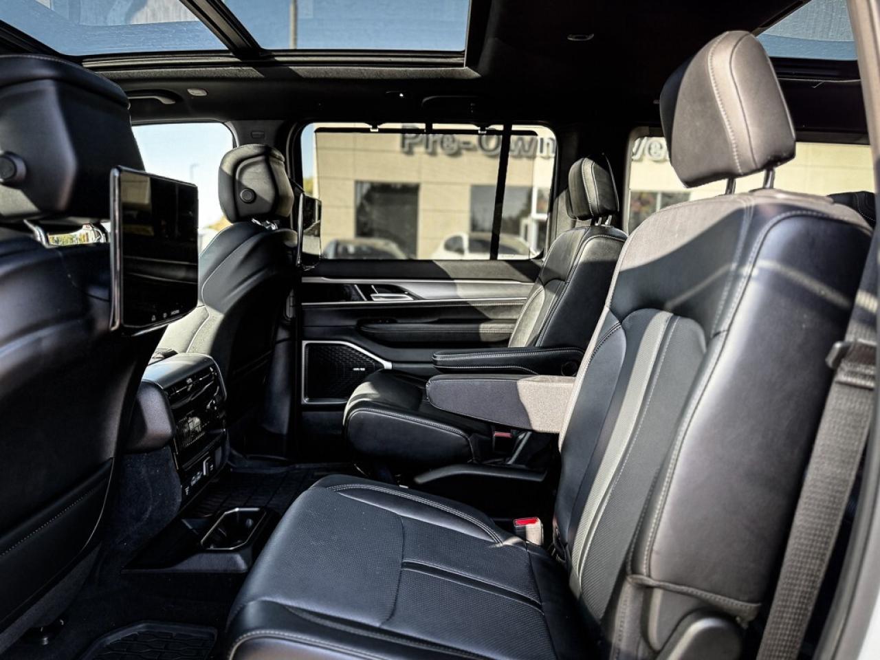 2024 Jeep Wagoneer Series II Carbide   SERIES 2   CARBIDE   HEAVY DUT Photo