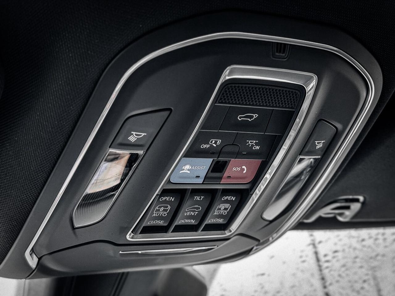 2024 Jeep Wagoneer Series II Carbide   SERIES 2   CARBIDE   HEAVY DUT Photo