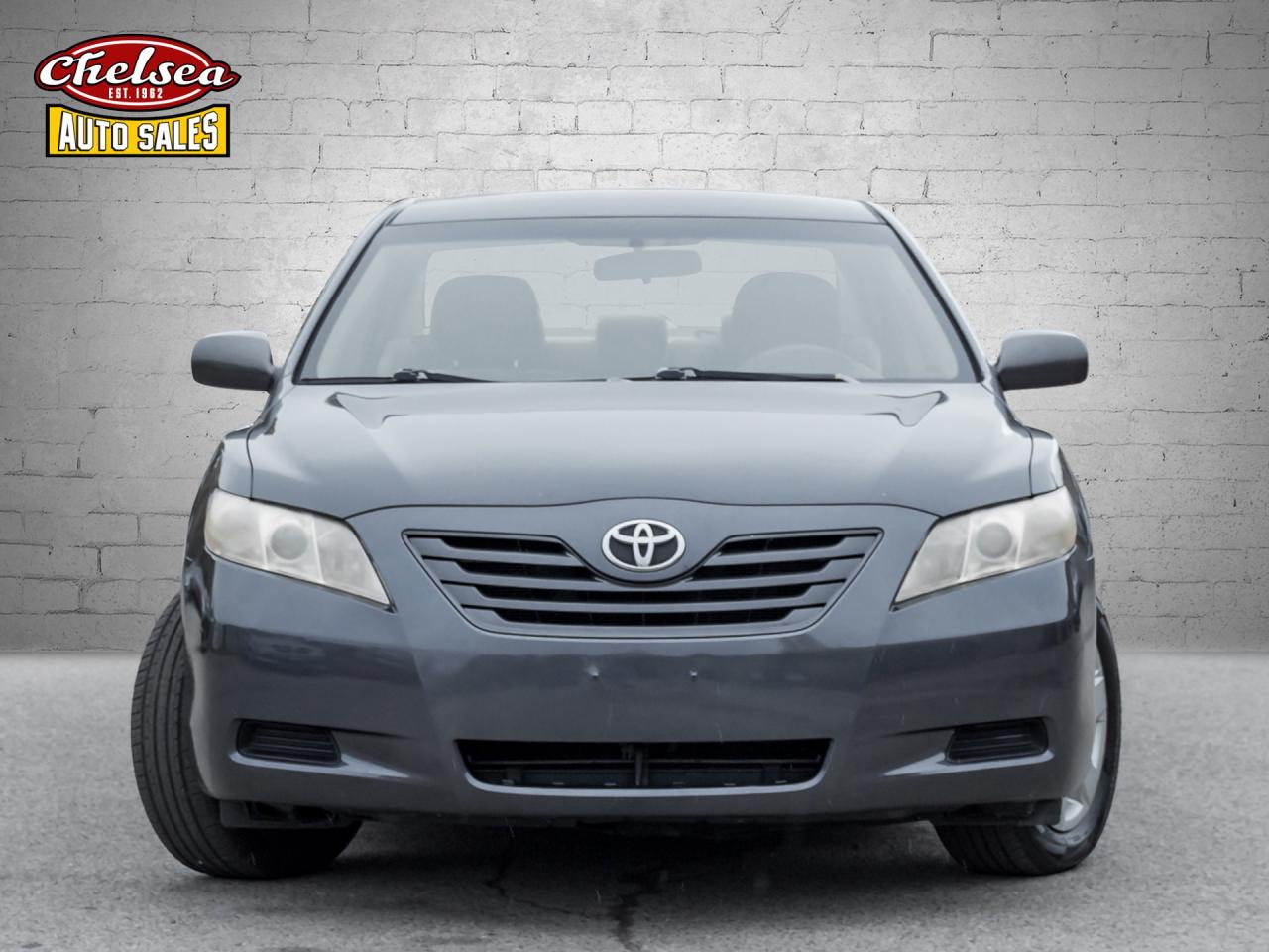 2009 Toyota Camry CE 5-Spd AT Photo