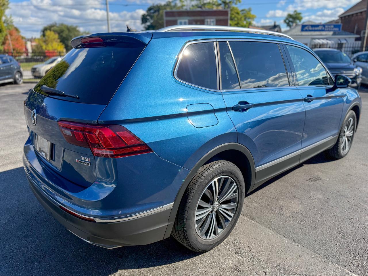 2018 Volkswagen Tiguan Highline 4MOTION/BSM/NAVI/PANO/REMOTE/360 CAMERA Photo4