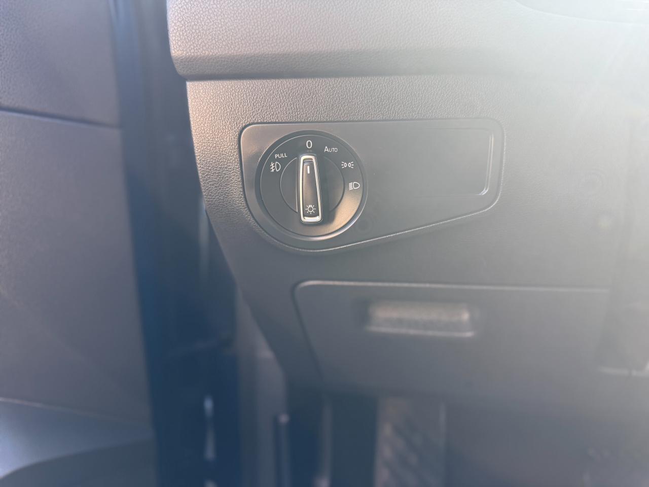 2018 Volkswagen Tiguan Highline 4MOTION/BSM/NAVI/PANO/REMOTE/360 CAMERA Photo