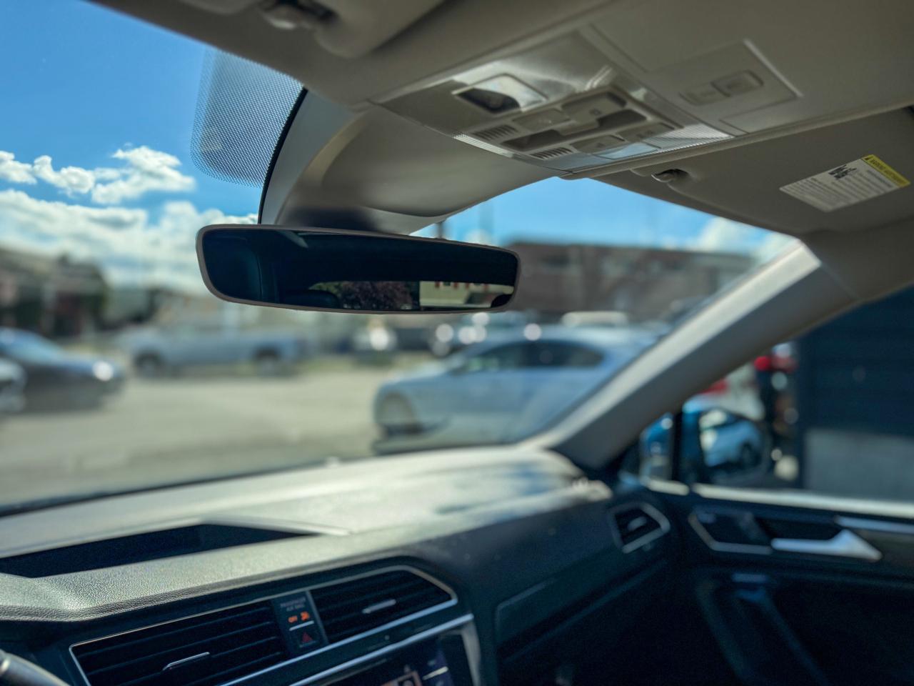 2018 Volkswagen Tiguan Highline 4MOTION/BSM/NAVI/PANO/REMOTE/360 CAMERA Photo