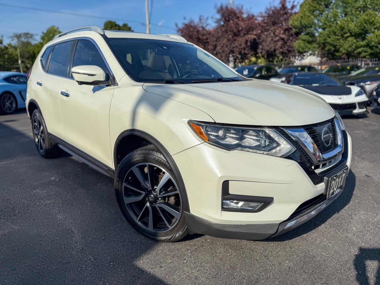2017 Nissan Rogue SL-Platinum/NAVI/ROOF/BSM/360 CAMERA/1 OWNER/AWD Photo4