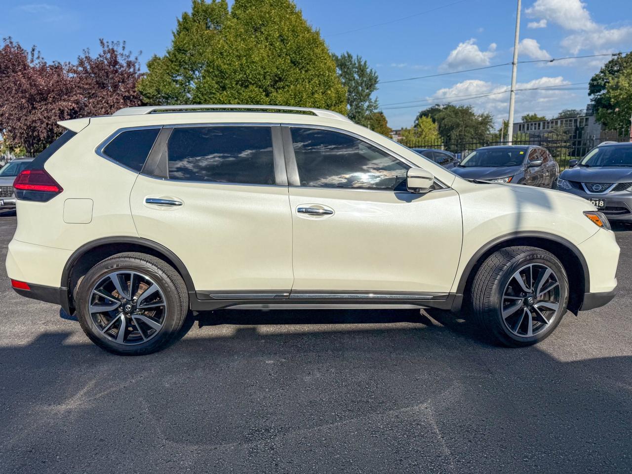 2017 Nissan Rogue SL-Platinum/NAVI/ROOF/BSM/360 CAMERA/1 OWNER/AWD Photo