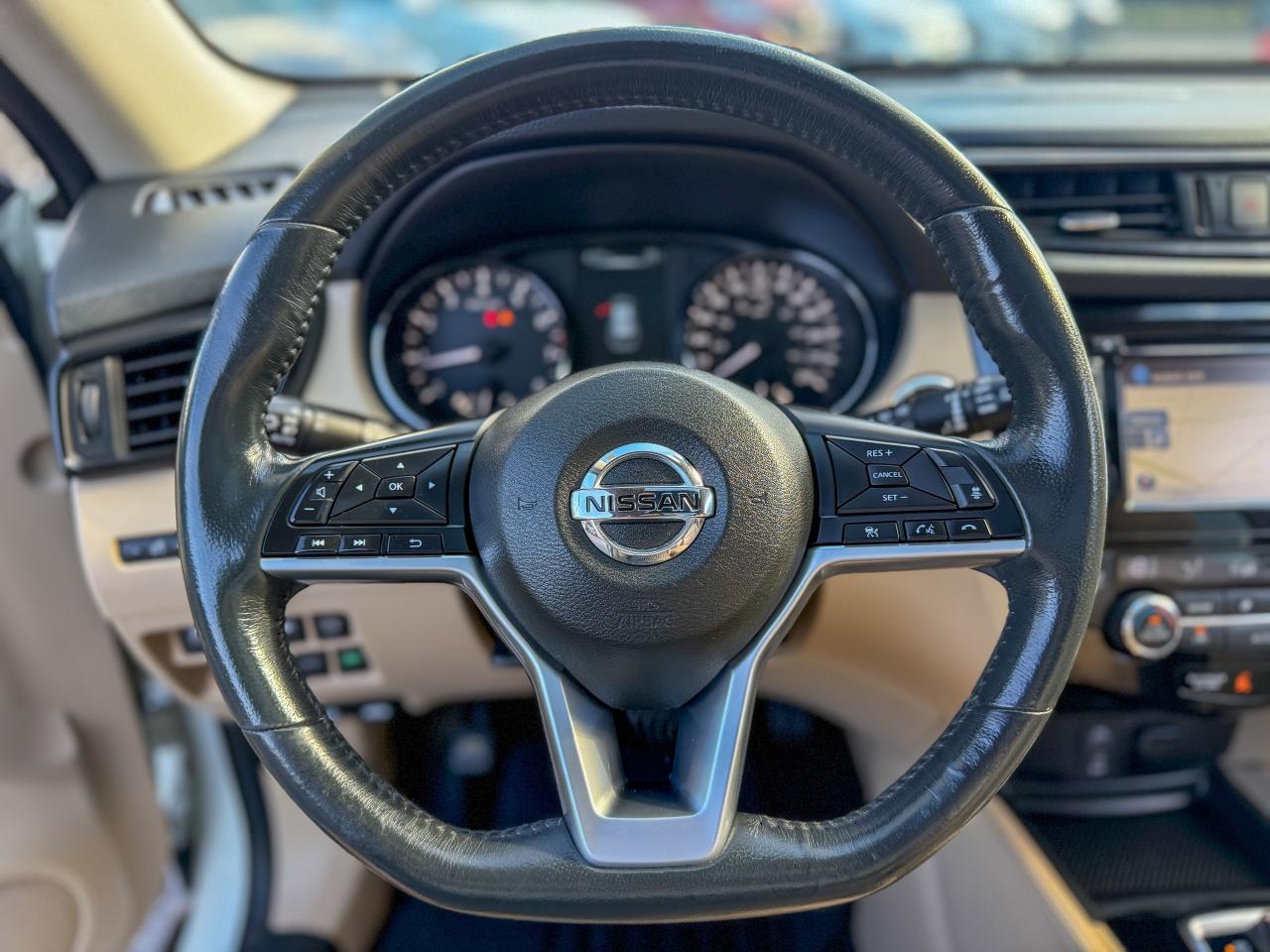 2017 Nissan Rogue SL-Platinum/NAVI/ROOF/BSM/360 CAMERA/1 OWNER/AWD Photo