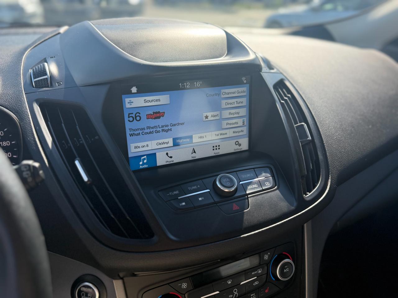 2019 Ford Escape SEL/LOW KM/NAVI/CAMERA/ROOF/REMOTE/NO ACCIDENTS Photo