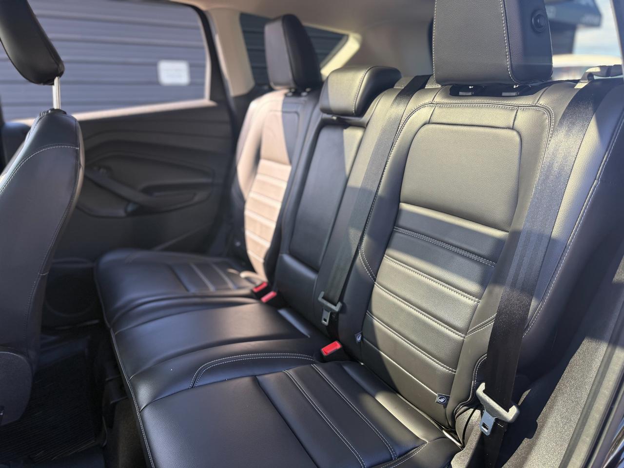 2019 Ford Escape SEL/LOW KM/NAVI/CAMERA/ROOF/REMOTE/NO ACCIDENTS Photo