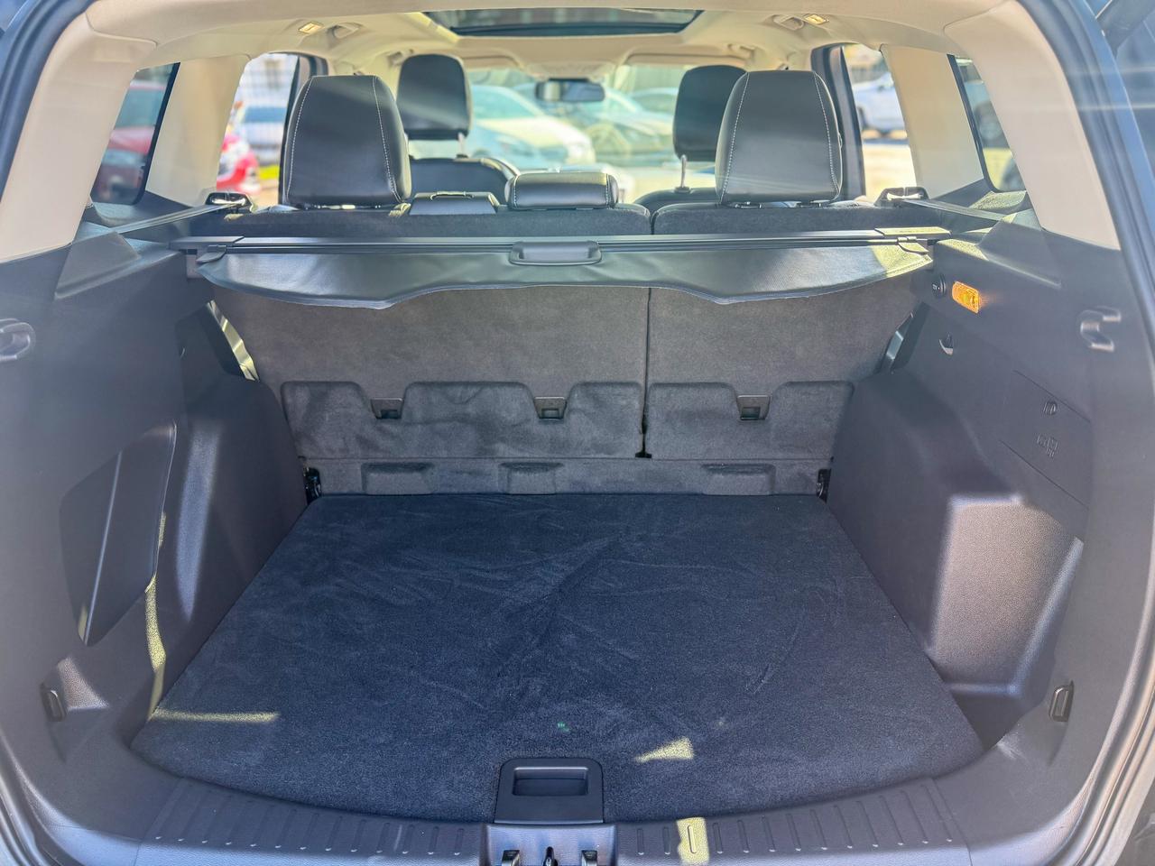 2019 Ford Escape SEL/LOW KM/NAVI/CAMERA/ROOF/REMOTE/NO ACCIDENTS Photo