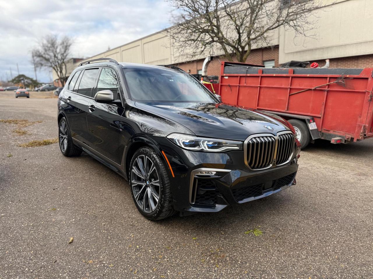2022 BMW X7 M50i Sports Activity Vehicle Photo