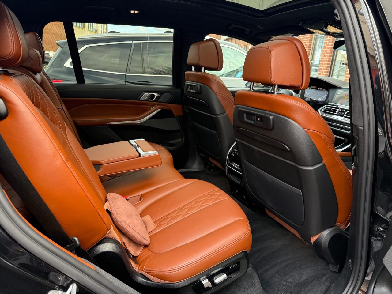 2022 BMW X7 M50i Sports Activity Vehicle Photo