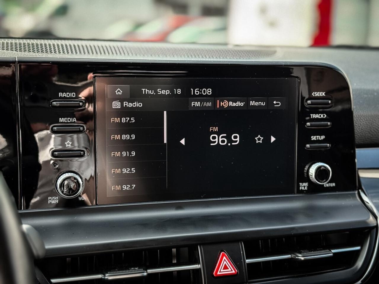 2024 Kia Seltos EX   CARPLAY   LANE KEEP   REMOTE START   HEATED S Photo