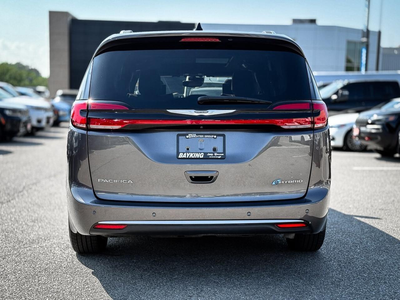 2023 Chrysler Pacifica Hybrid Pinnacle   DUAL VIDEO SCREENS   360 CAM   ADAPTIVE Photo