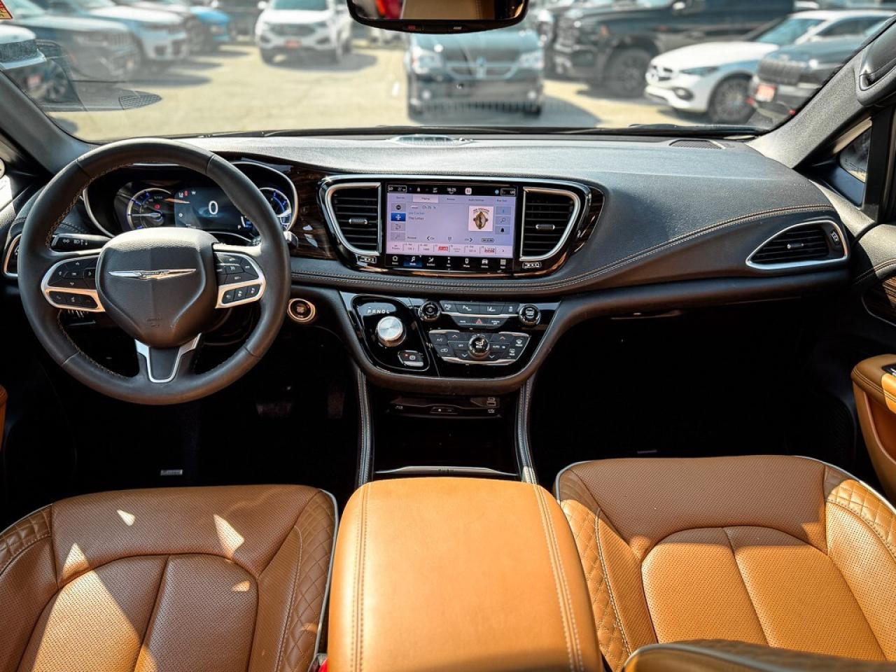 2023 Chrysler Pacifica Hybrid Pinnacle   DUAL VIDEO SCREENS   360 CAM   ADAPTIVE Photo