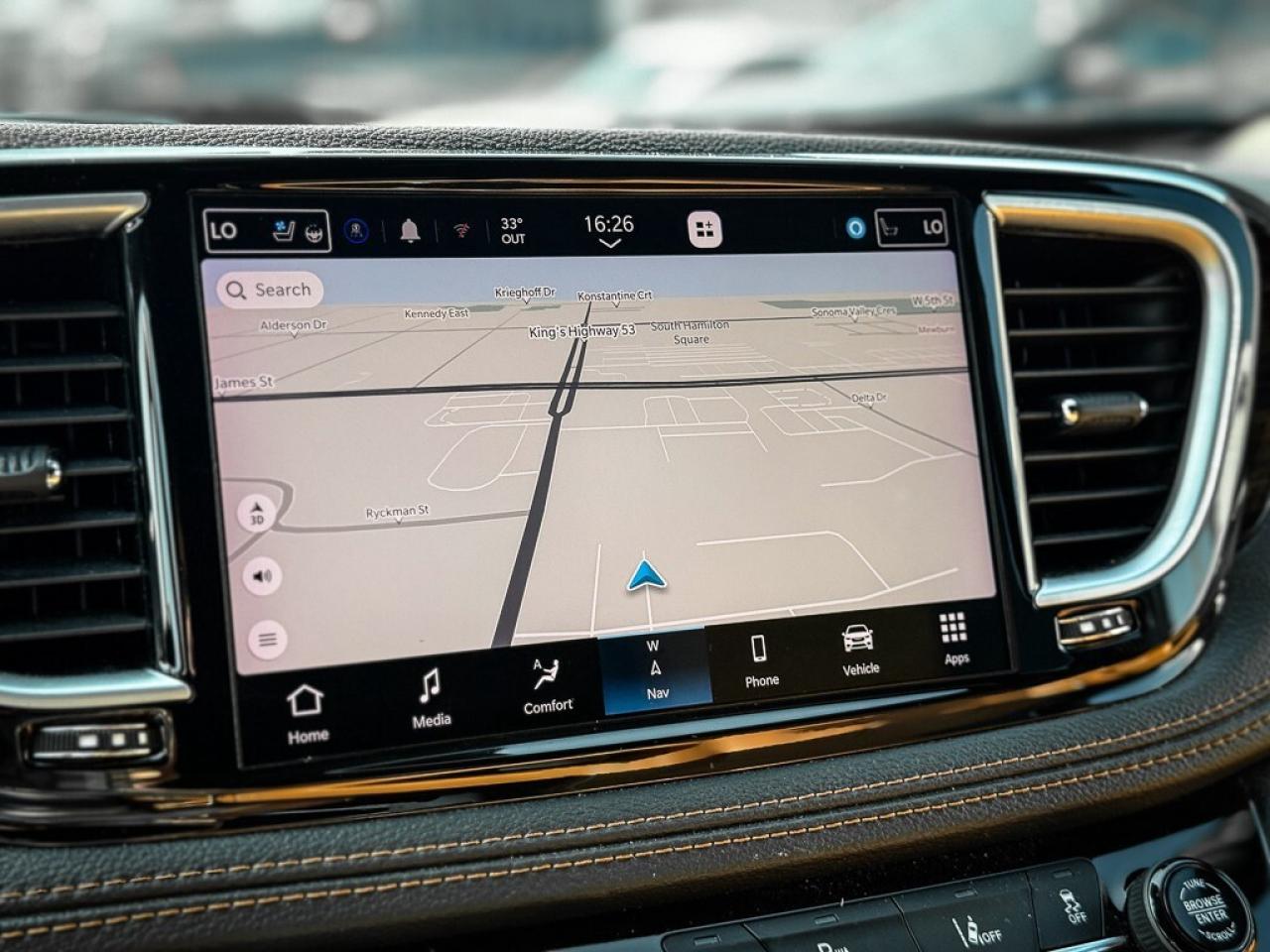 2023 Chrysler Pacifica Hybrid Pinnacle   DUAL VIDEO SCREENS   360 CAM   ADAPTIVE Photo