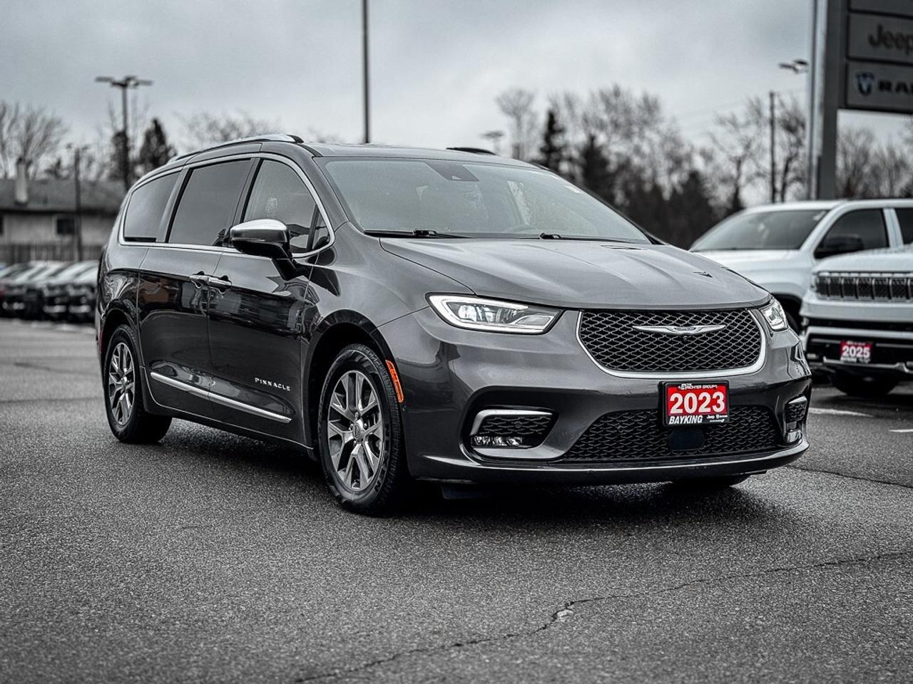 2023 Chrysler Pacifica Hybrid Pinnacle   DUAL VIDEO SCREENS   360 CAM   ADAPTIVE Photo