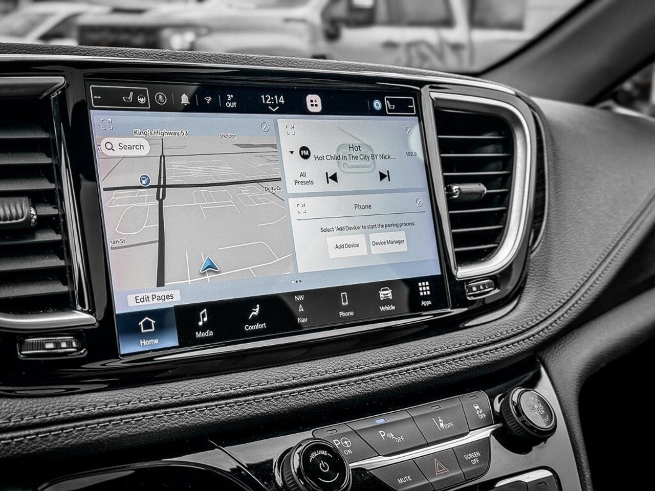 2023 Chrysler Pacifica Hybrid Pinnacle   DUAL VIDEO SCREENS   360 CAM   ADAPTIVE Photo